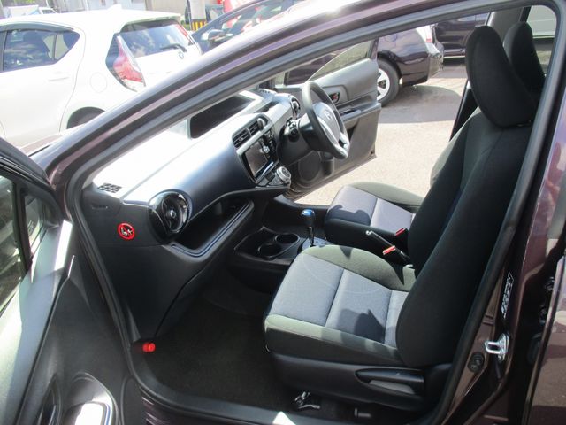 Toyota AQUA 2016-02 23476-4