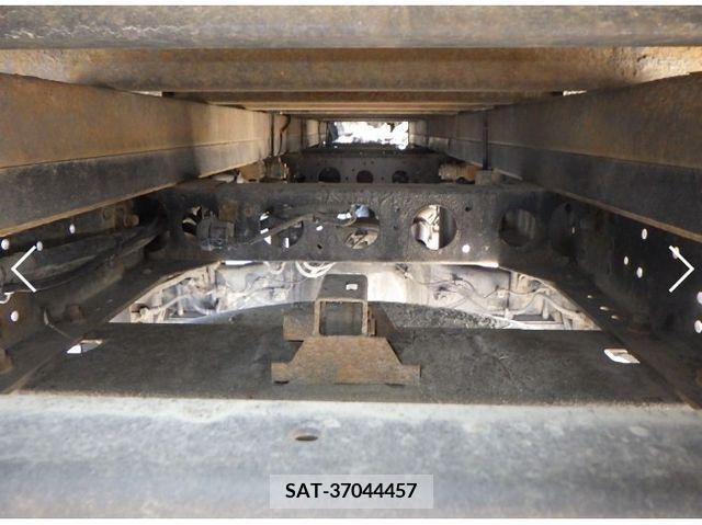 Hino DUTRO 2013-09 379572-13