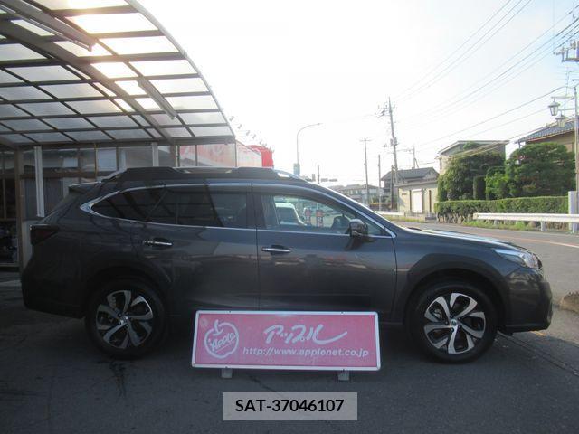 Subaru OUTBACK 2022-02 342653-5