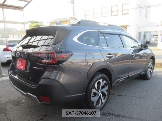 Subaru OUTBACK 2022-02 342653-2