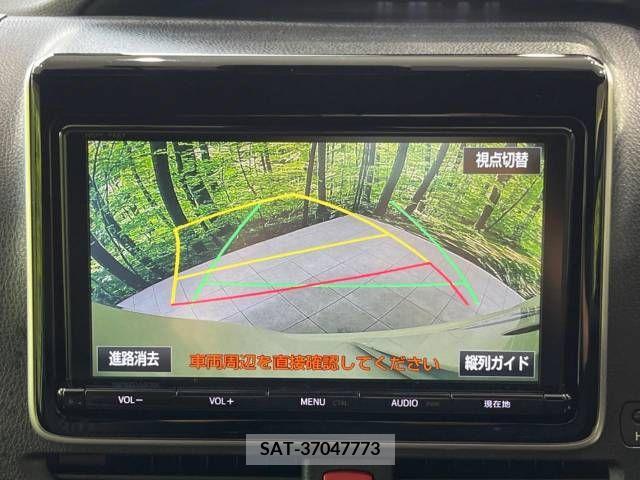 Toyota VOXY 2018-05 321541-3