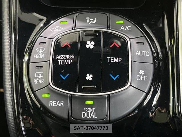 Toyota VOXY 2018-05 321541-7
