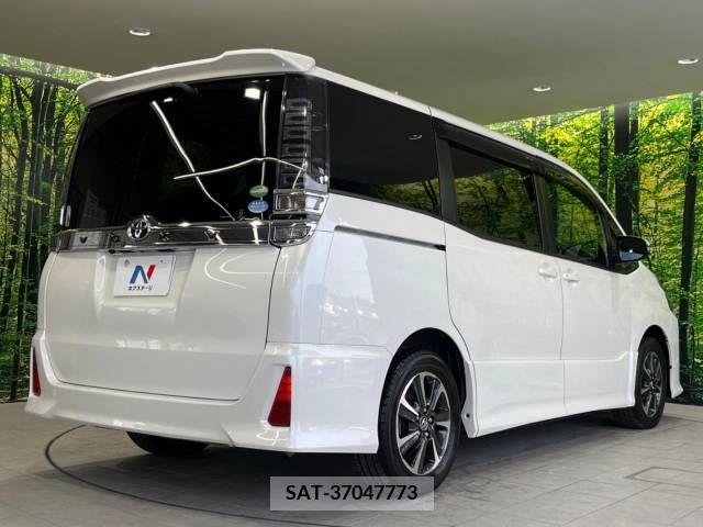 Toyota VOXY 2018-05 321541-18