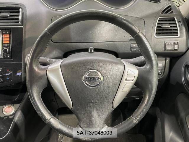 Nissan SERENA 2012-01 379184-12