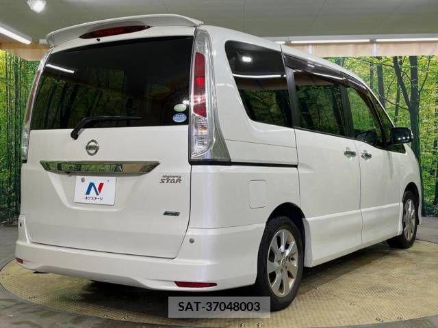 Nissan SERENA 2012-01 379184-18