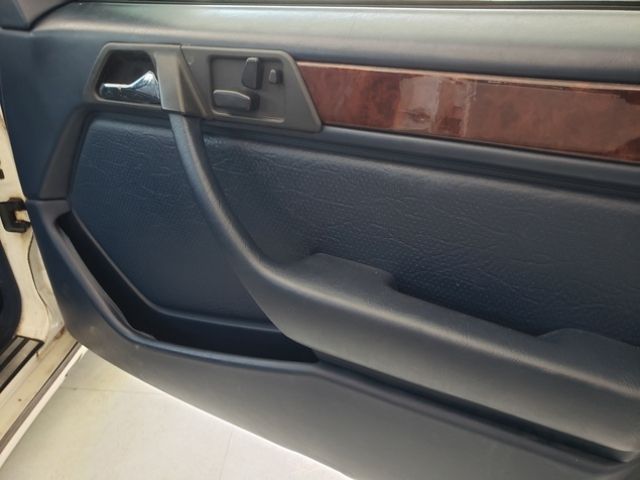 Mercedes Benz M-CLASS 1994-06 7009-26