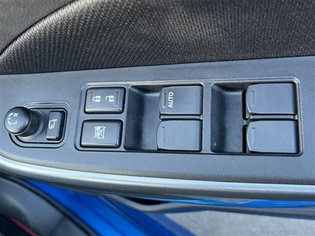 Suzuki SWIFT 2018-07 243-23