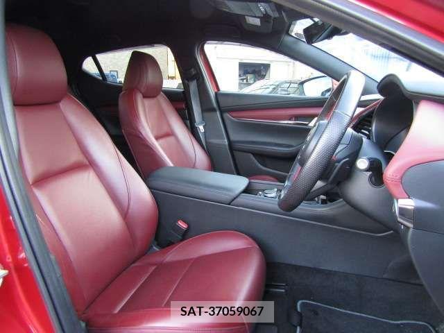 Mazda MAZDA3 2021-03 217229-6