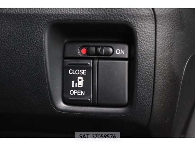 Honda N BOX CUSTOM 2015-03 279019-13