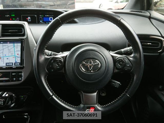 Toyota PRIUS PHV 2017-12 205436-11