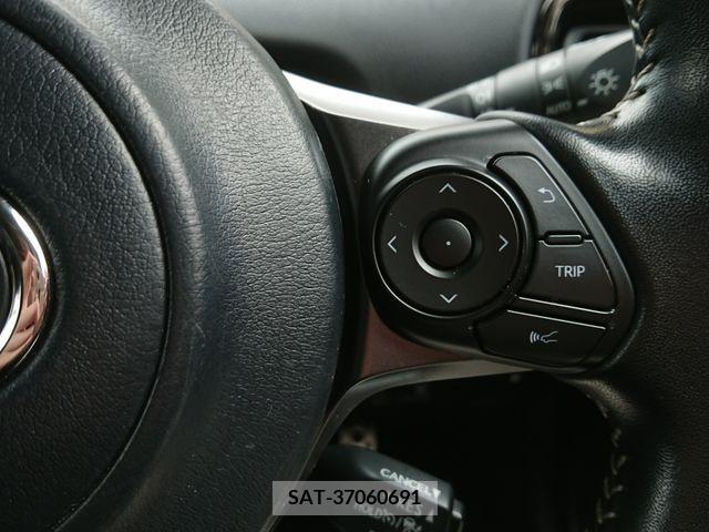 Toyota PRIUS PHV 2017-12 205436-13