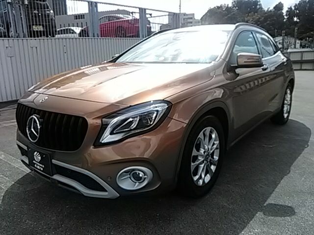 Mercedes Benz GLA-CLASS 2018-06 16688-0