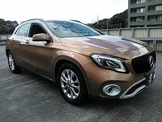 Mercedes Benz GLA-CLASS 2018-06 16688-6