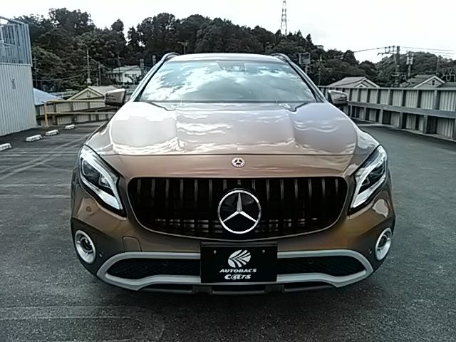 Mercedes Benz GLA-CLASS 2018-06 16688-3