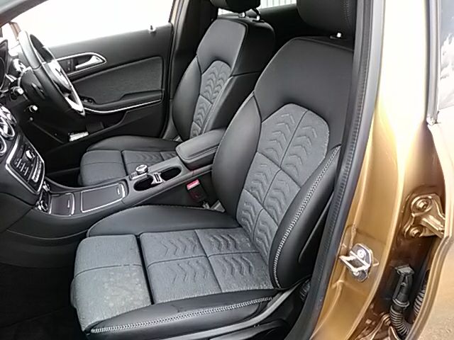 Mercedes Benz GLA-CLASS 2018-06 16688-10