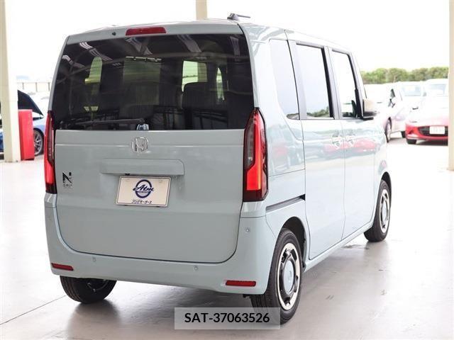 Honda N BOX 2023-11 307520-4