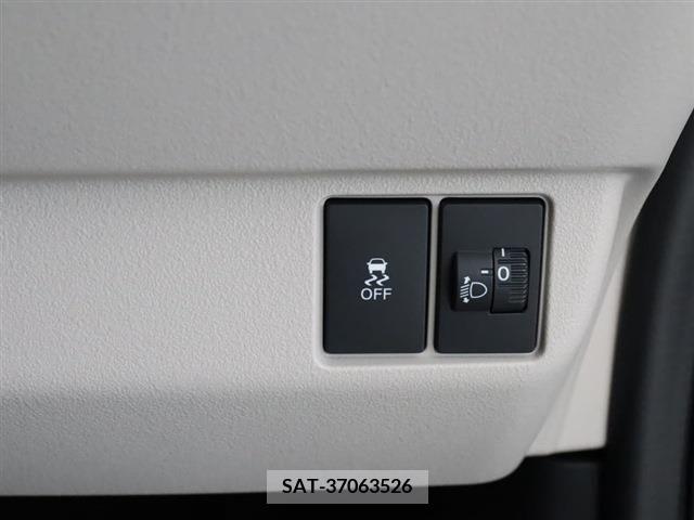 Honda N BOX 2023-11 307520-11