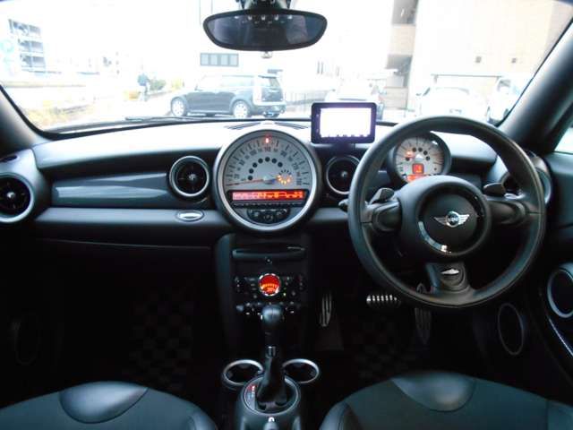 Bmw MINI 2012-09 26550-9