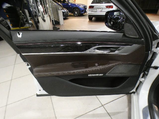 Bmw 7 SERIES 2016-10 7785-20