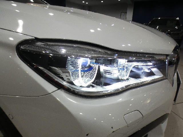 Bmw 7 SERIES 2016-10 7785-19
