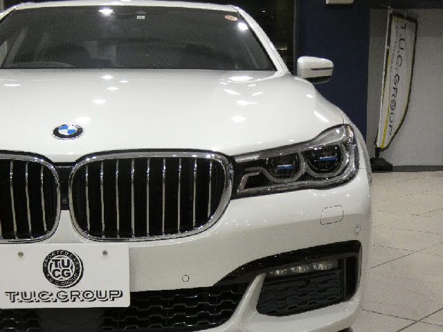 Bmw 7 SERIES 2016-10 7785-4