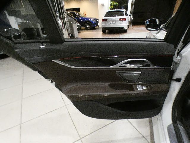 Bmw 7 SERIES 2016-10 7785-21