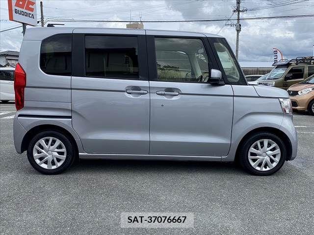 Honda N BOX 2022-07 350435-11