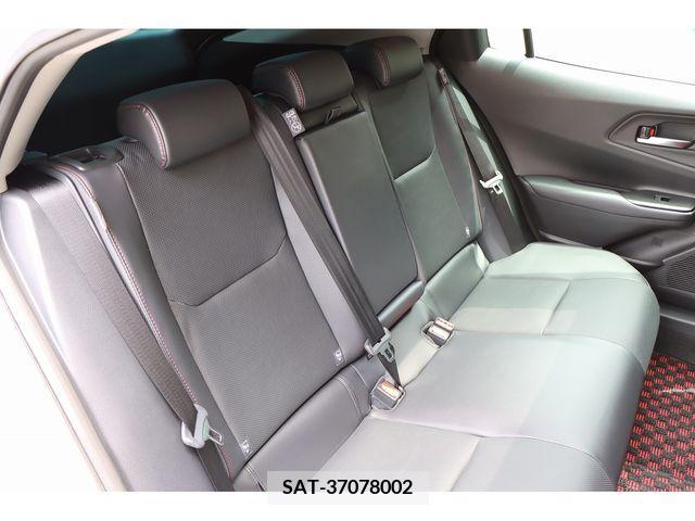 Toyota PRIUS 2023-06 313492-18