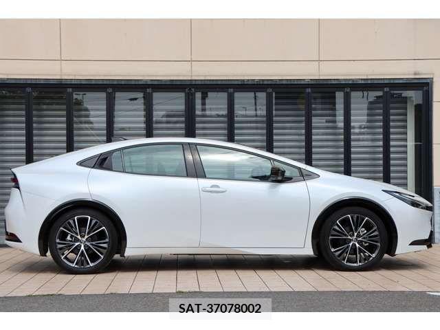 Toyota PRIUS 2023-06 313492-5
