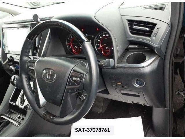 Toyota ALPHARD 2022-05 335442-1