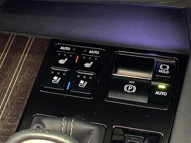 Lexus RX 2016-09 16031-15