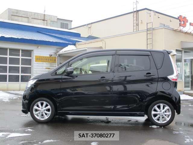 Nissan DAYZ 2018-04 212732-5