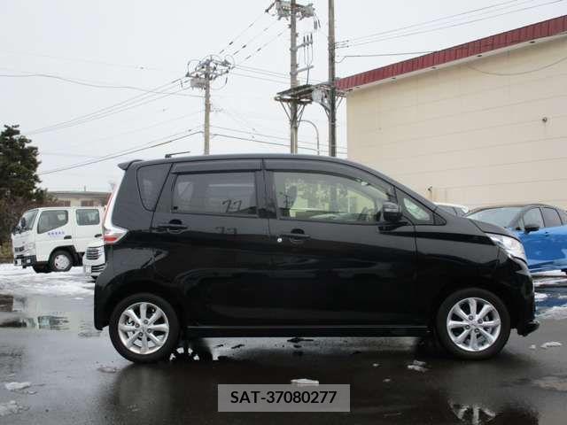 Nissan DAYZ 2018-04 212732-2