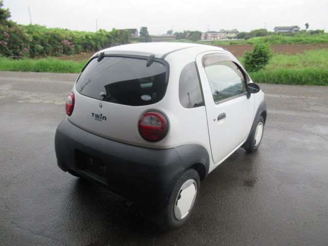 Suzuki TWIN 2003-05 6771-8