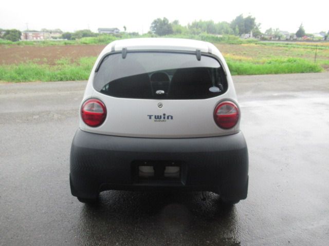 Suzuki TWIN 2003-05 6771-10