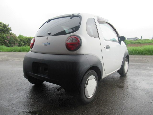 Suzuki TWIN 2003-05 6771-9