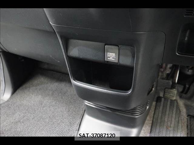 Honda N BOX 2014-10 306579-5