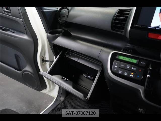 Honda N BOX 2014-10 306579-10