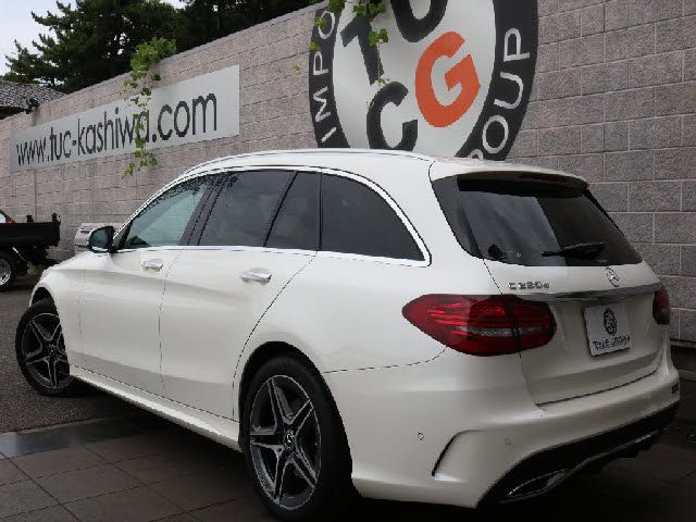 Mercedes Benz C-CLASS 2018-09 22414-12