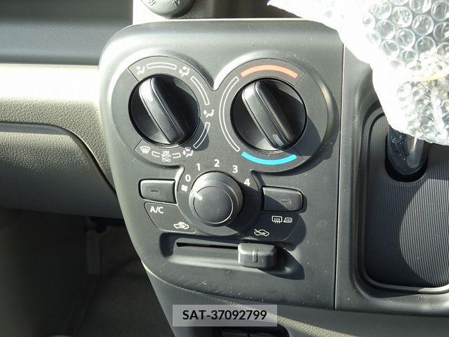 Suzuki EVERY 2024-03 268910-18