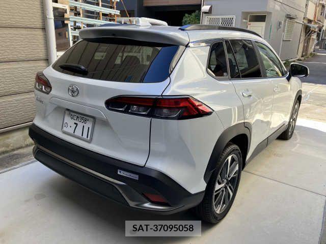 Toyota COROLLA CROSS 2023-11 390027-2