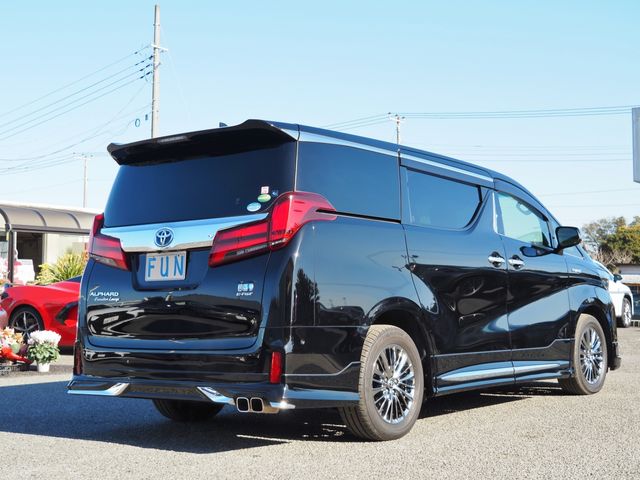 Toyota ALPHARD HYBRID 2020-03 18565-4