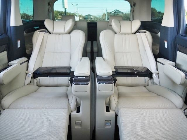 Toyota ALPHARD HYBRID 2020-03 18565-12