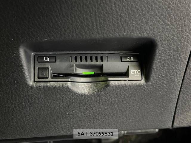 Toyota C-HR 2017-03 265063-7