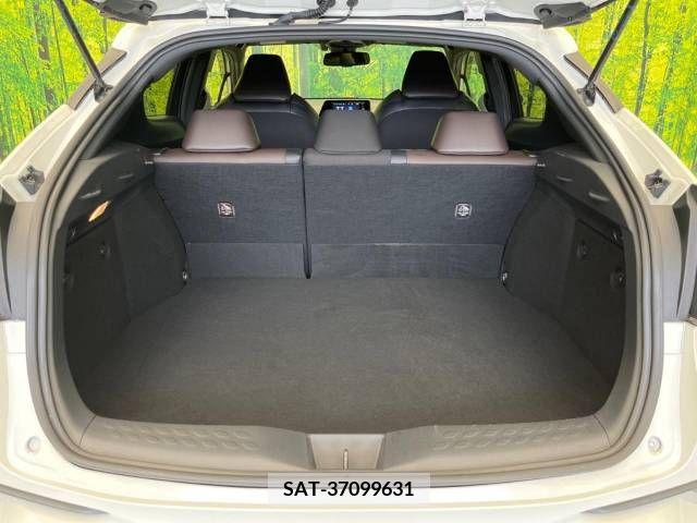 Toyota C-HR 2017-03 265063-10