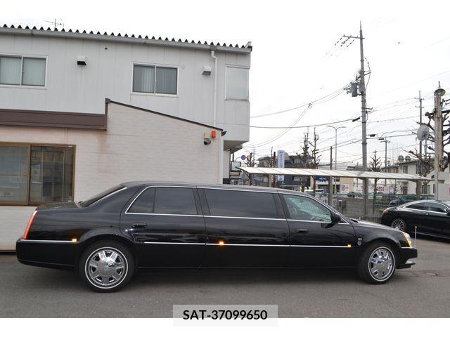 Cadillac DTS 2008-01 230536-4