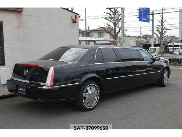 Cadillac DTS 2008-01 230536-6