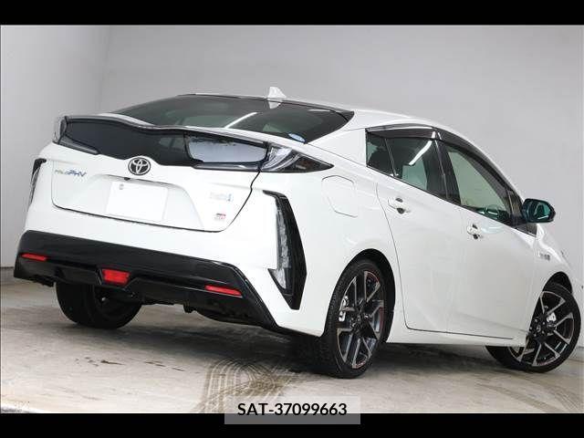 Toyota PRIUS PHV 2019-06 250394-11