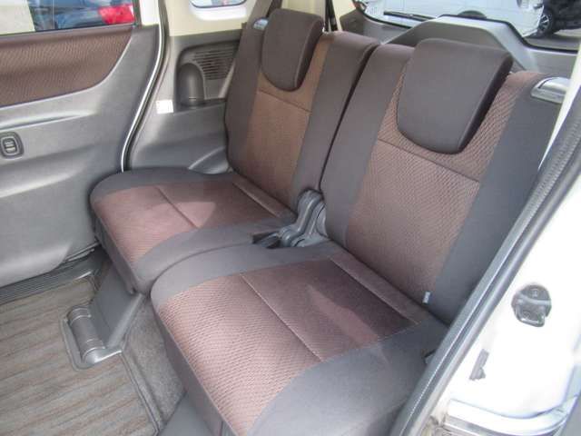 Nissan ROOX 2012-12 24222-17