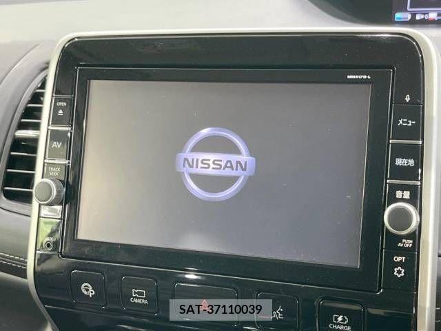 Nissan SERENA 2018-03 349562-5